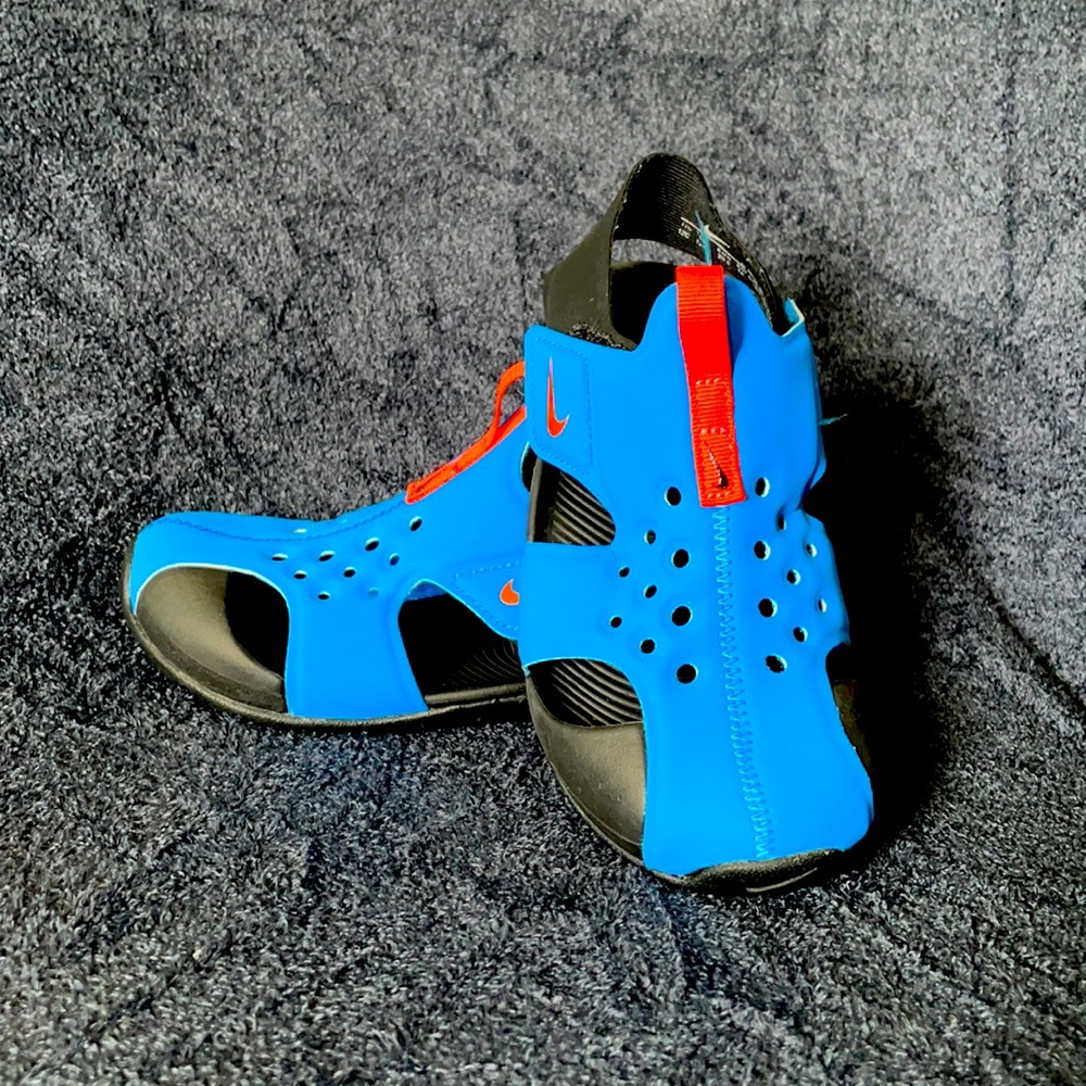 Nike little kids Sunray Protect sandal 12c